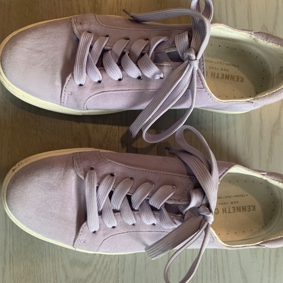 Kenneth Cole Lavender Deirdre Soft Suede Sneaker - Picture 2 of 3